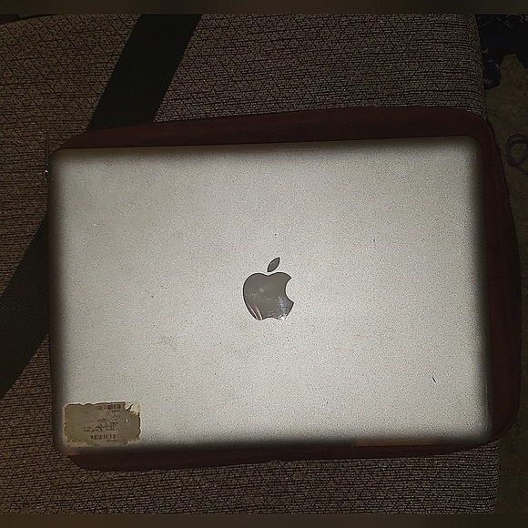 Macbook